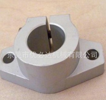 确保卧式轴端支撑的密封性好